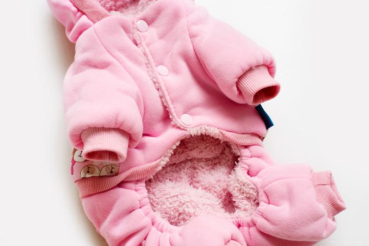 义乌至爱饰品 宠物服装的精工与美学
